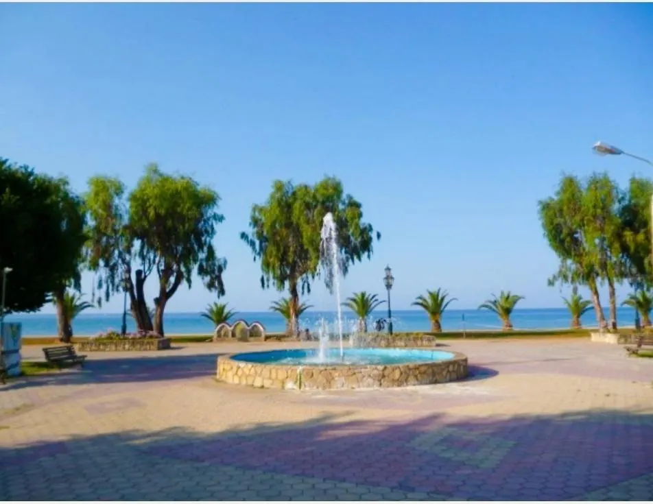 Studio Ocean Paralia Dionysiou